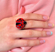 Indlæs billede til gallerivisning Erstwilder Ladybug ring ( flere størrelser )